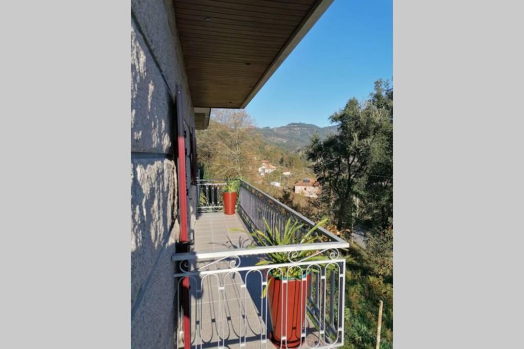 セロリコ・デ・バスト Refugio Do Seixosoヴィラ エクステリア 写真